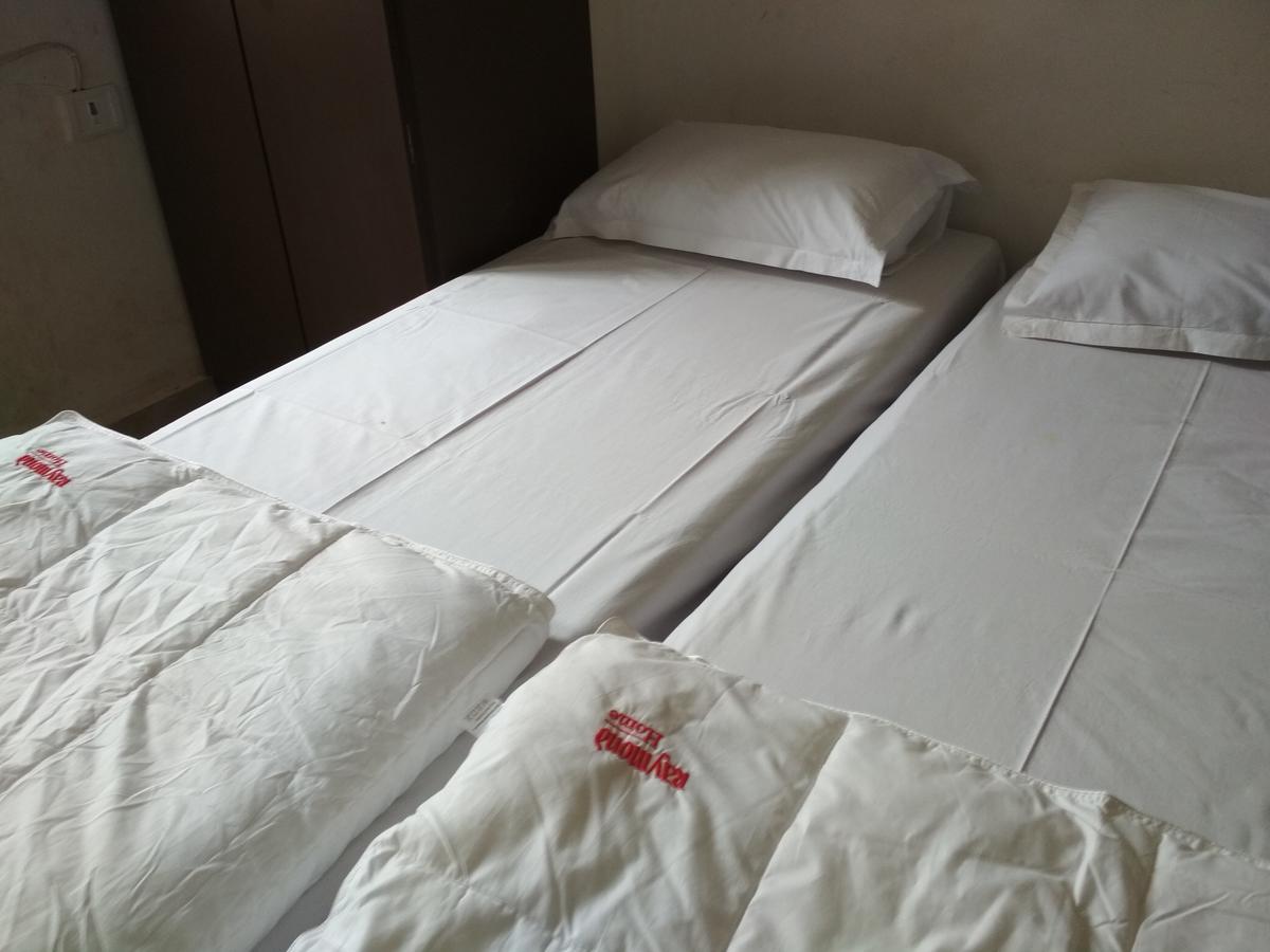 City Center Inn Buxar Экстерьер фото